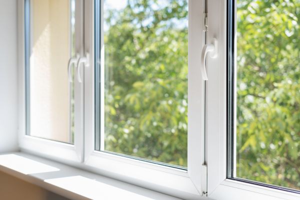 Cost of Damaged Window Replacement in Sebring