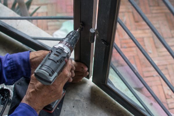 Cost of Steel Window Repair in Sebring