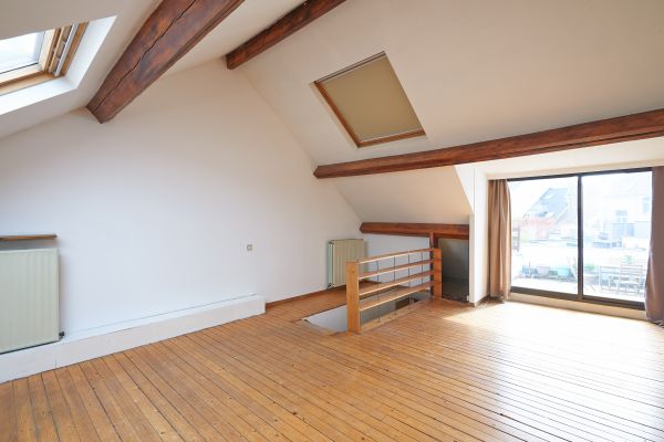 Cost of Attic Window Installation in Sebring